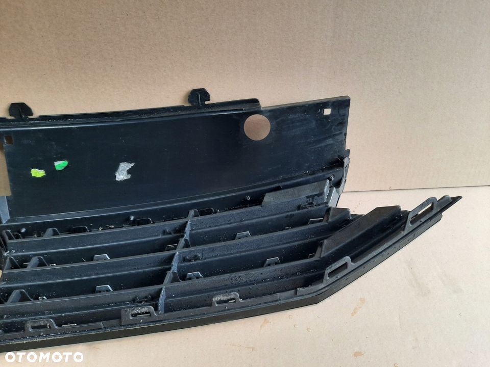 GRILL ATRAPA CHROM 3G0853653D PASSAT B8 - 6