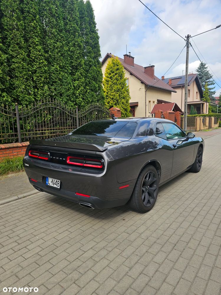 Dodge Challenger Automatik SXT Plus - 4