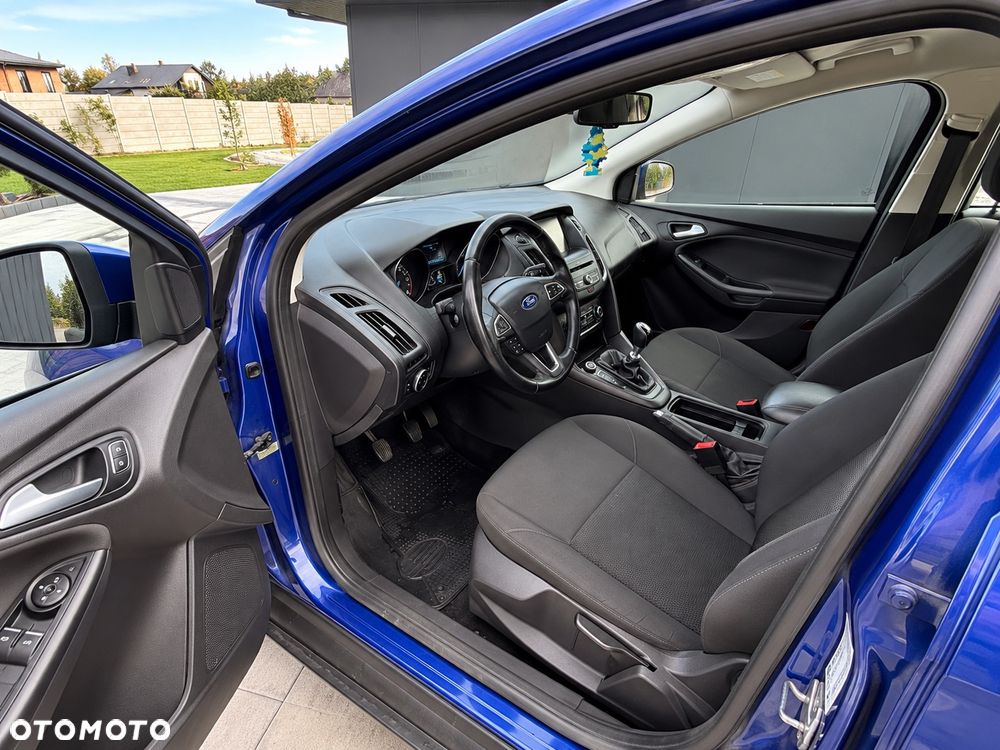 Ford Focus 1.5 TDCi SYNC Edition - 8