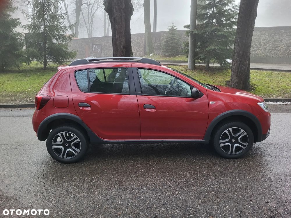 Dacia Sandero Stepway TCe 90 (S&S) Celebration - 6