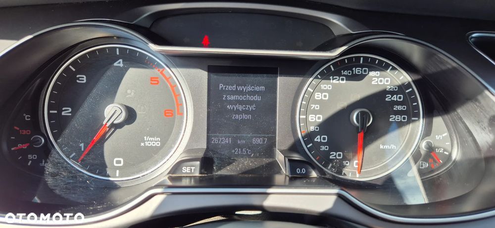 Audi A4 Avant 2.0 TDI DPF Ambiente - 14