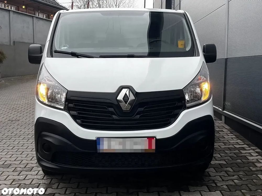 Renault Trafic - 1
