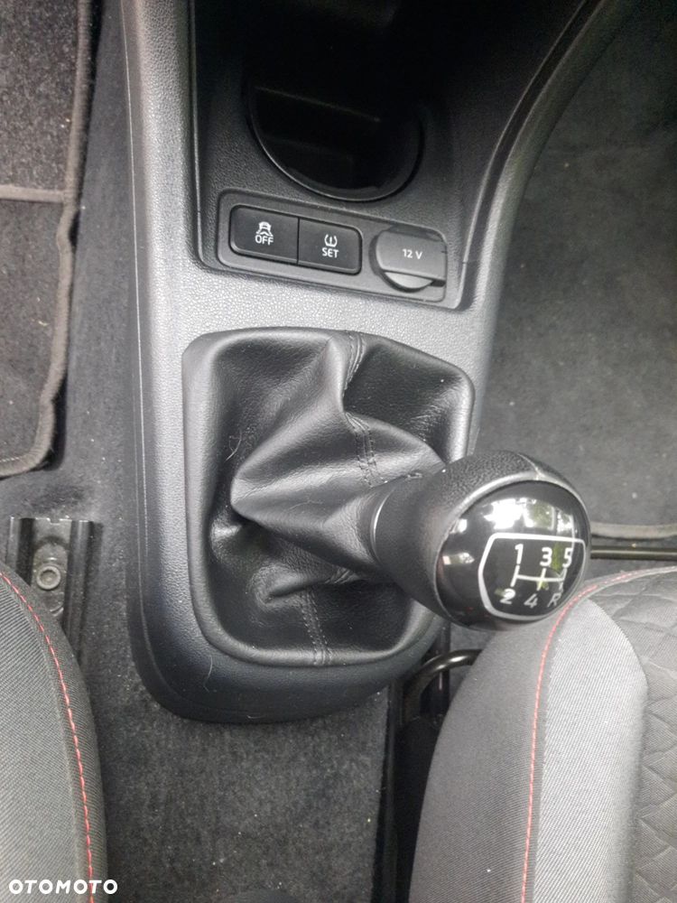 Volkswagen up! (BlueMotion Technology) move - 13