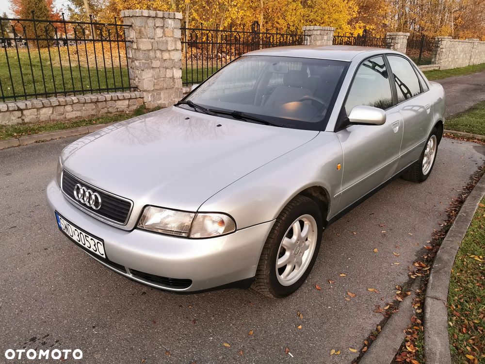 Audi A4 Limousine - 5