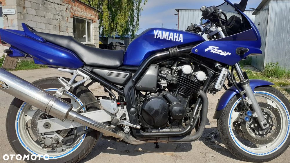 Yamaha FZS - 1
