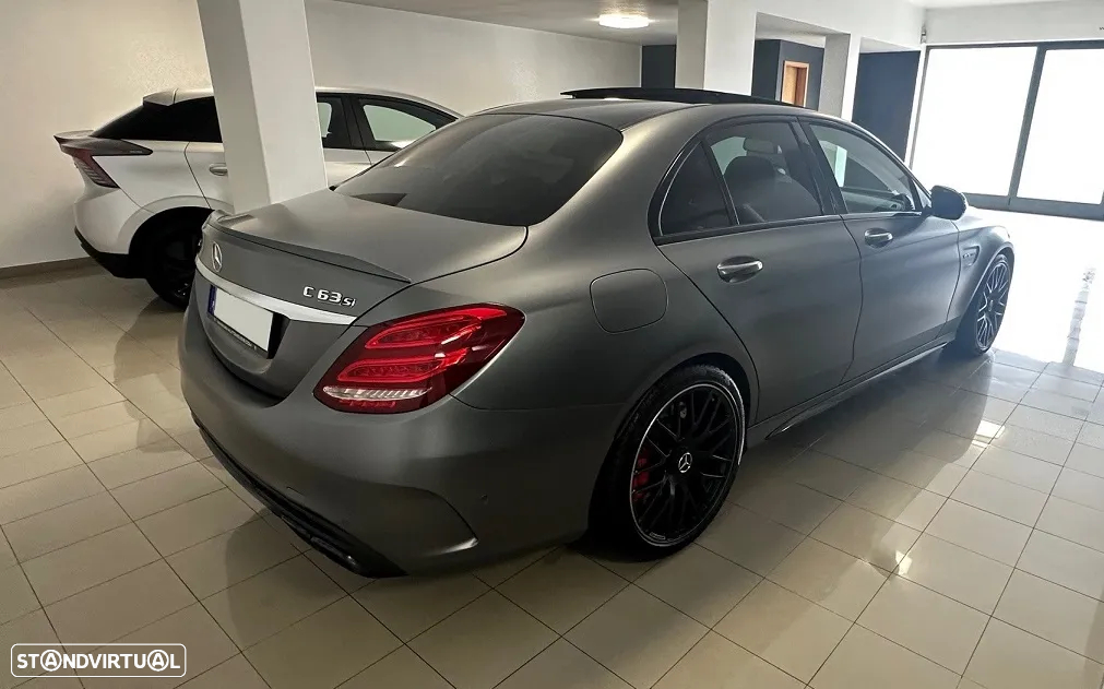 Mercedes-Benz C 63 AMG S - 4