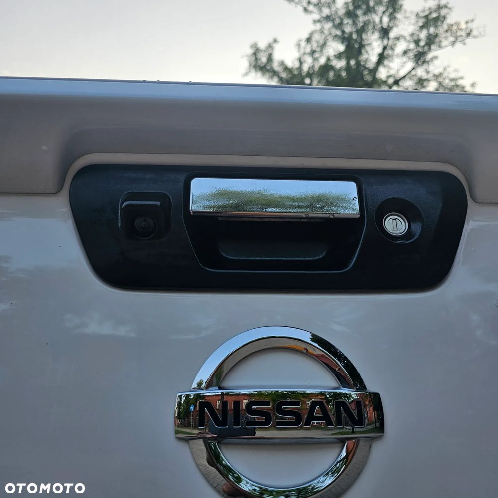 Nissan Navara 2.5 D LE Long EU5 - 9