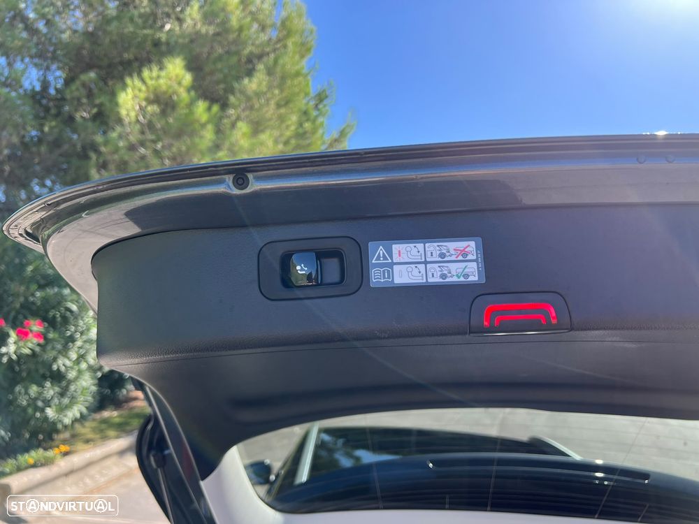 Mercedes-Benz C 300 de AMG Line - 13