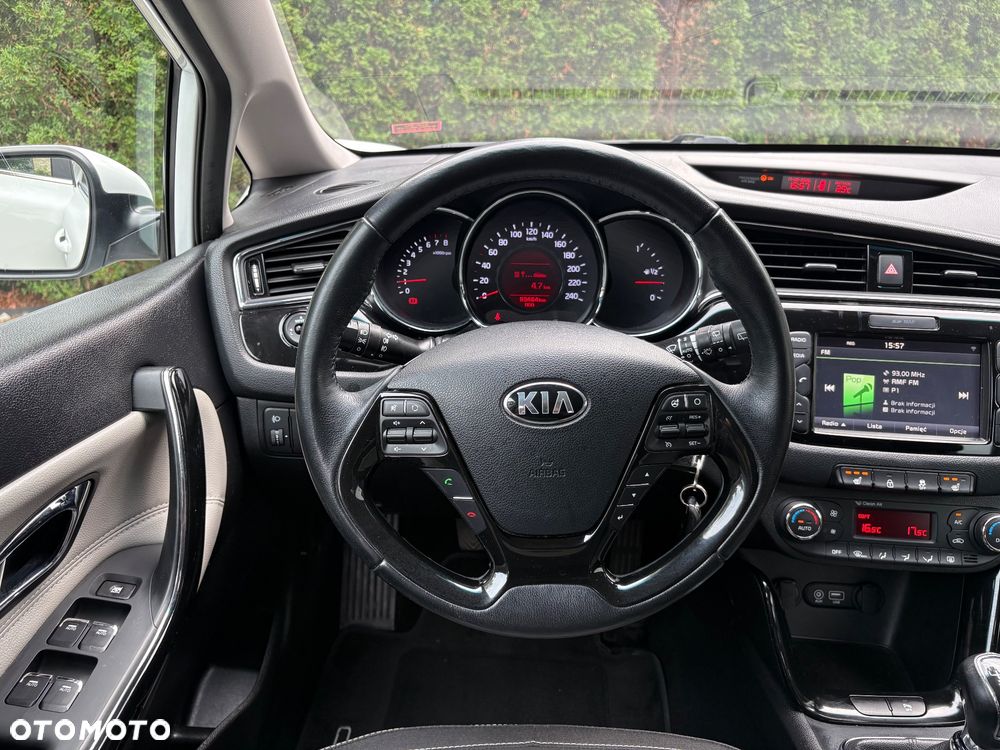 Kia Ceed 1.6 GDI L Business Line - 12