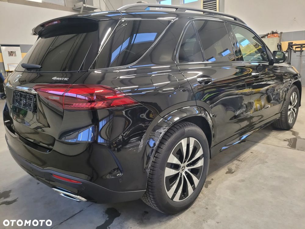 Mercedes-Benz GLE - 24