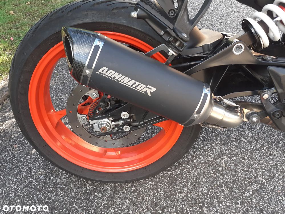 KTM Duke 125 - 23
