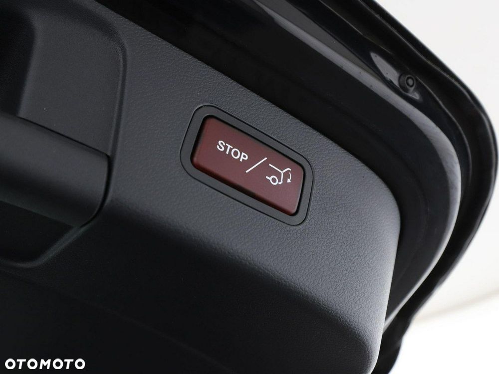 Mercedes-Benz GLA 200 7G-DCT Style - 37
