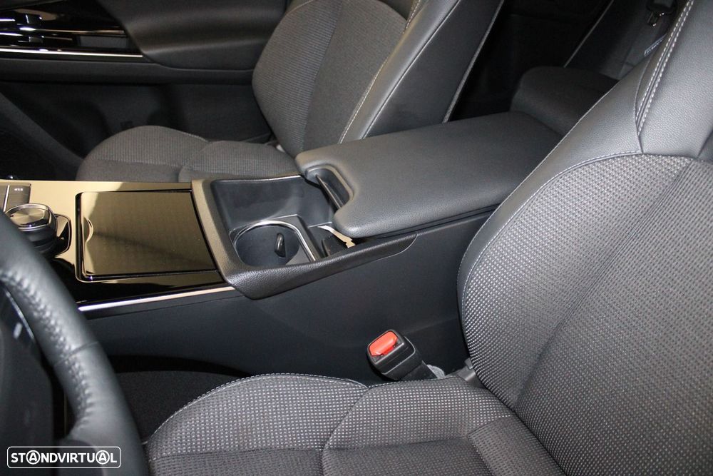 Toyota bZ4X 71,4 kWh Exclusive - 30