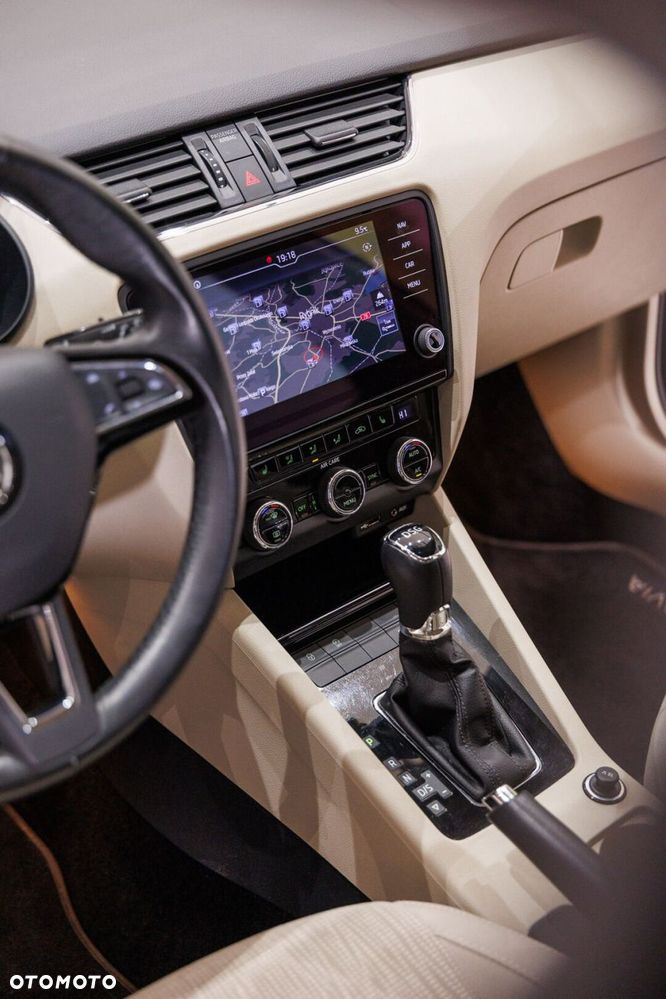 Skoda Octavia 1.4 TSI Style DSG - 33