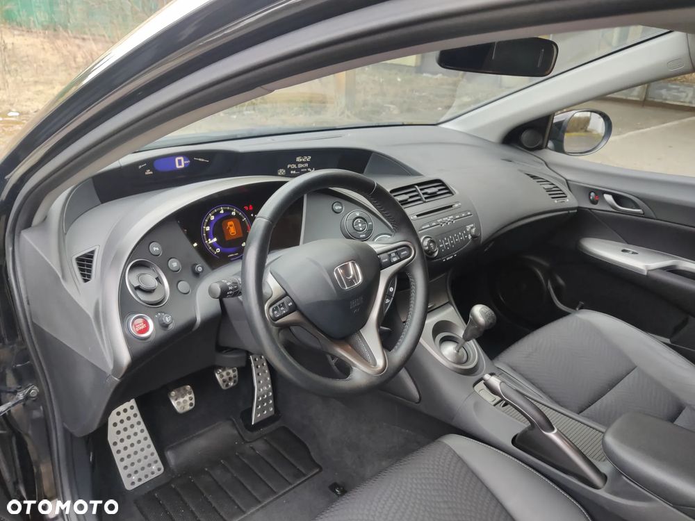 Honda Civic 1.4 i-VTEC Sport - 20