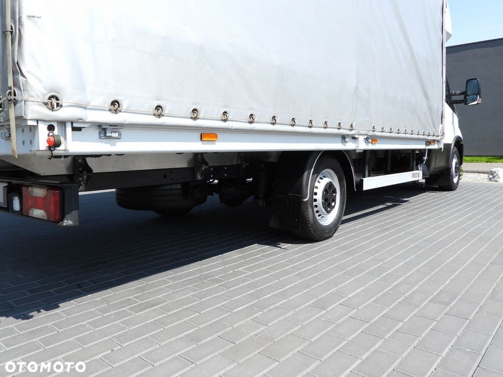 Iveco DAILY 35S18 PLANDEKA 10 PALET WEBASTO TEMPOMAT LEDY PNEUMATYKA KLIMATYZACJA  180KM - 17