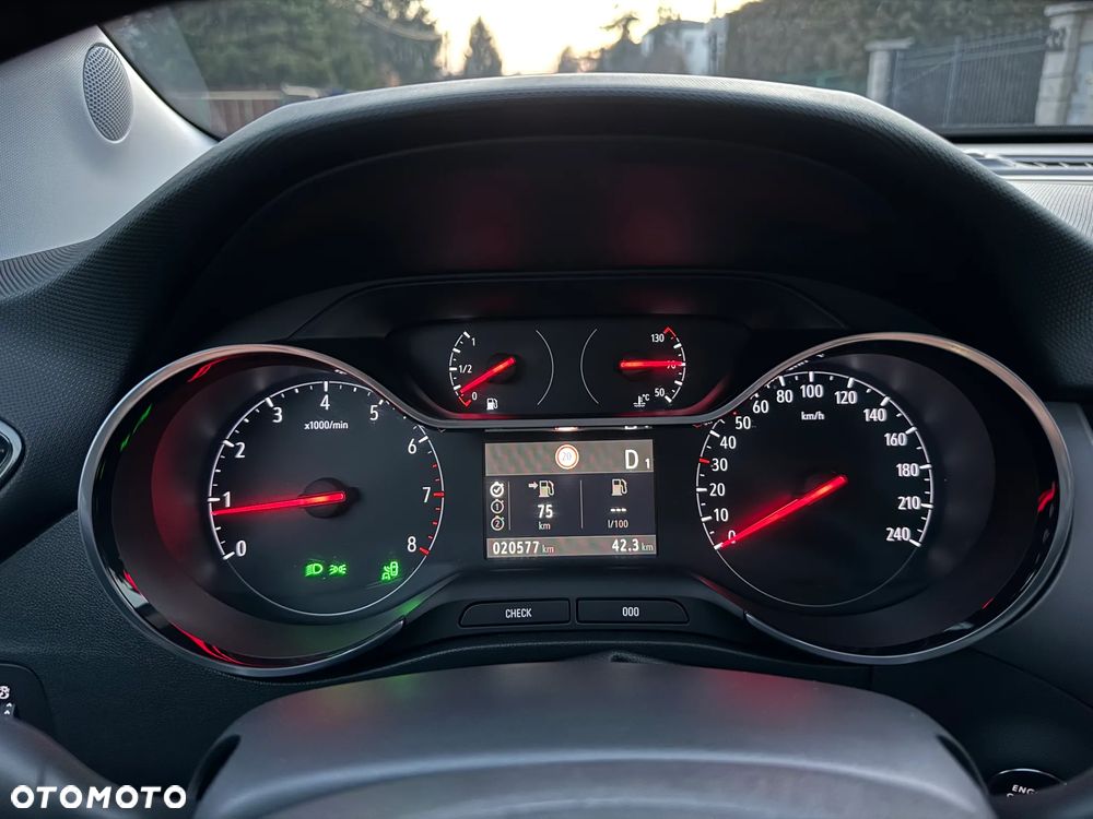 Opel Crossland 1.2 T Elegance - 9