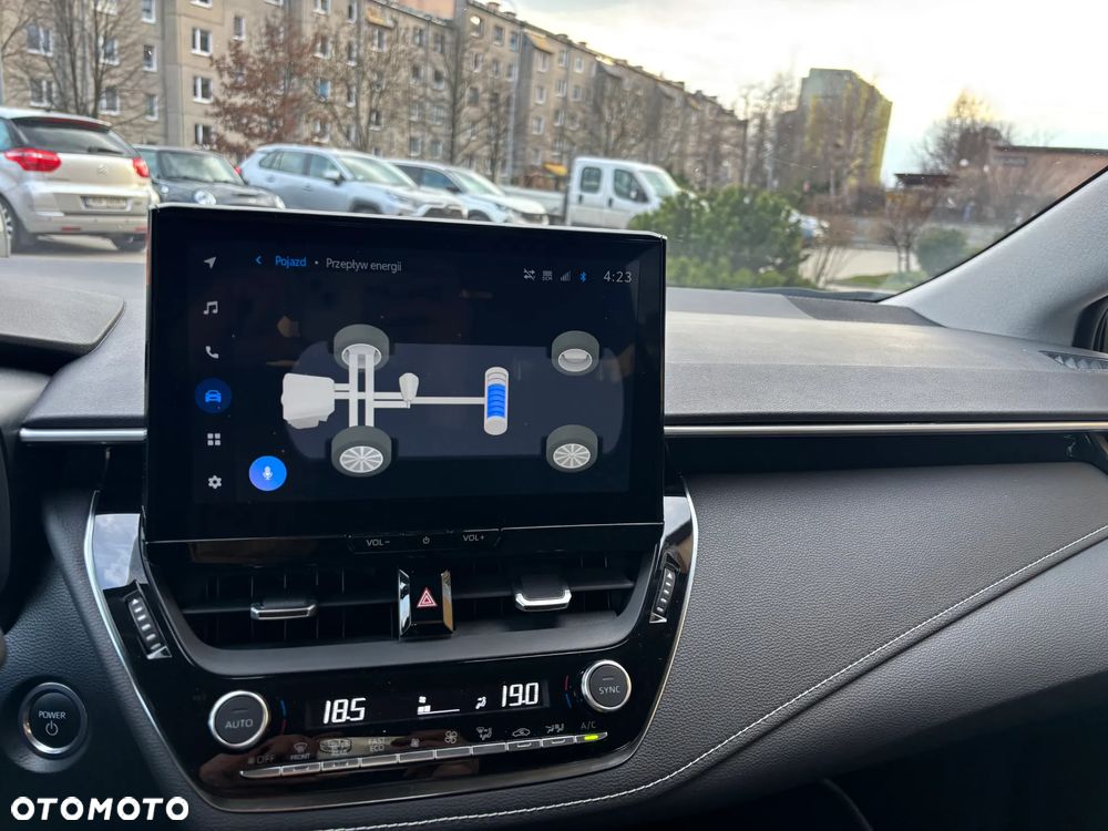 Toyota Corolla 1.8 Hybrid Style - 25