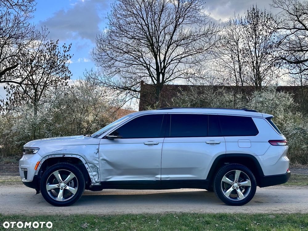 Jeep Grand Cherokee - 15
