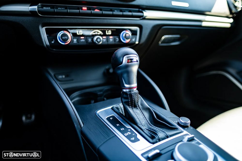 Audi S3 Sportback 2.0 TFSi quattro S tronic - 37