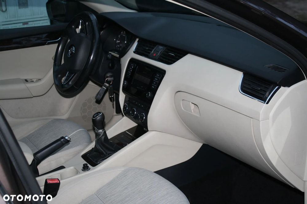 Skoda Octavia 1.4 TSI Elegance - 24