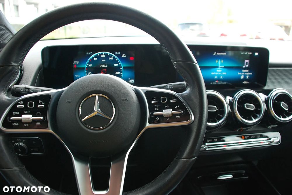 Mercedes-Benz GLB 200 d Progressive 8G-DCT - 25