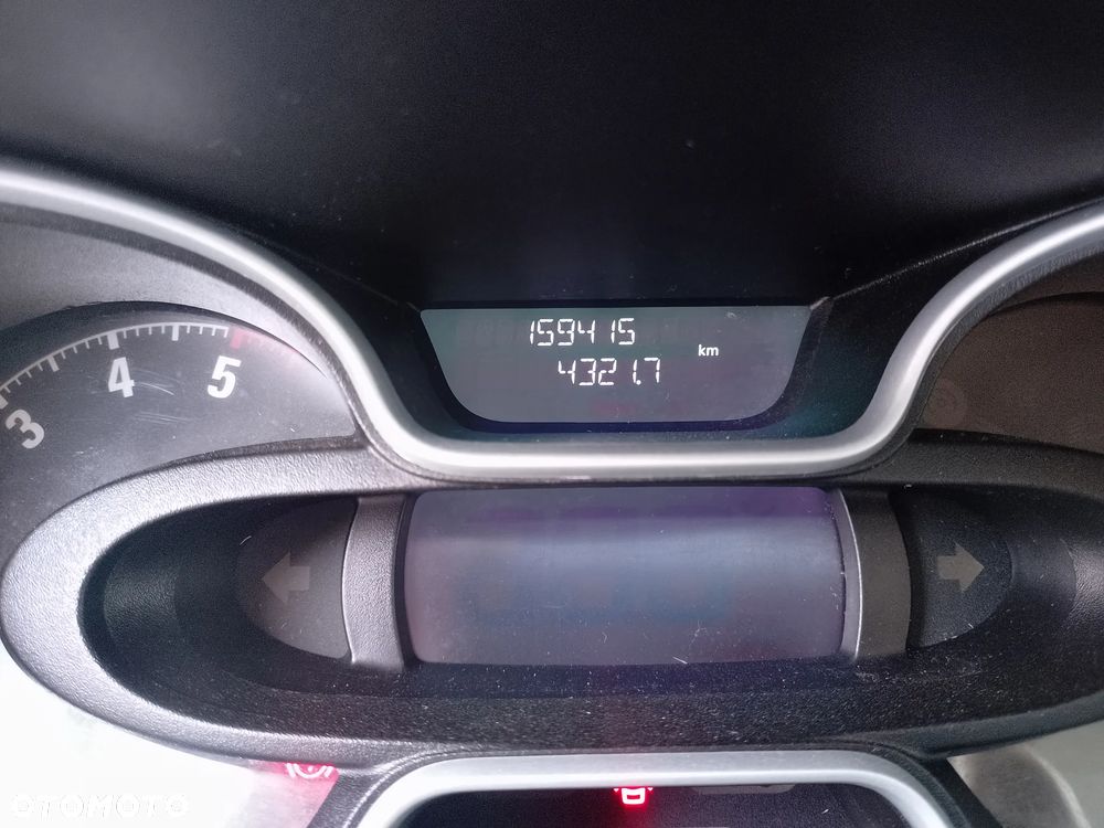 Opel Vivaro L2H1 2,9t Elegance - 3