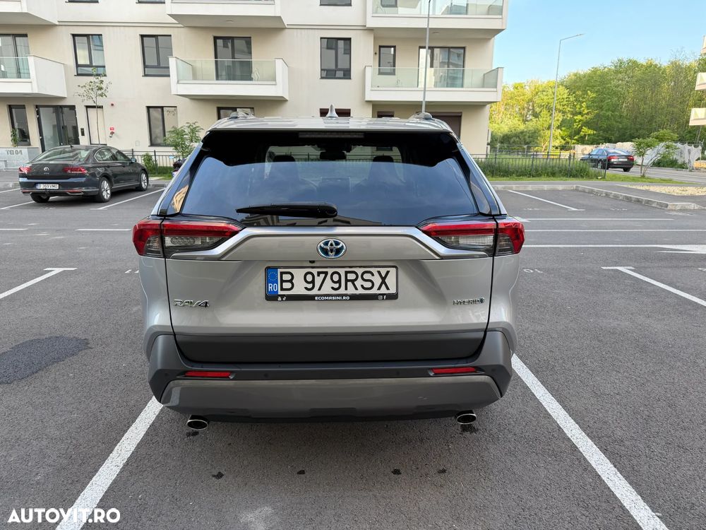 Toyota RAV4 - 7