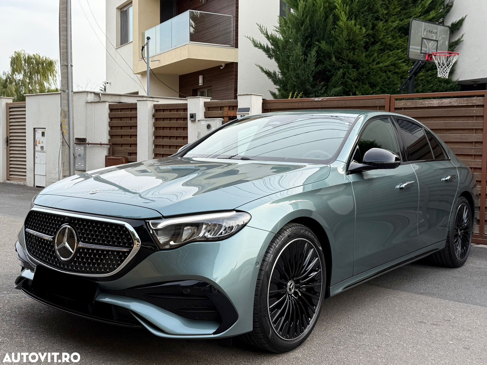 Mercedes-Benz E 200 T 9G-TRONIC Edition AMG Line - 2