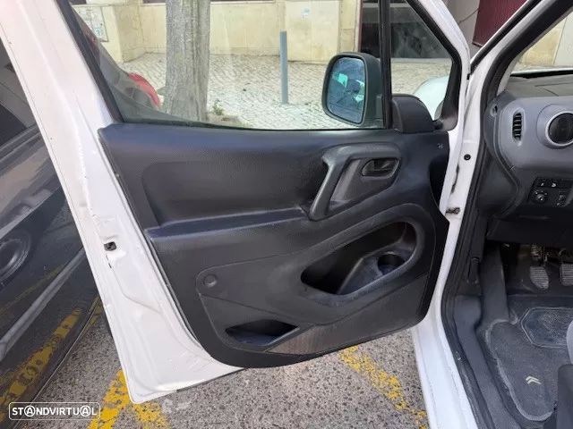 Citroën Berlingo 1.6 e-HDi Exclusive 123g - 24