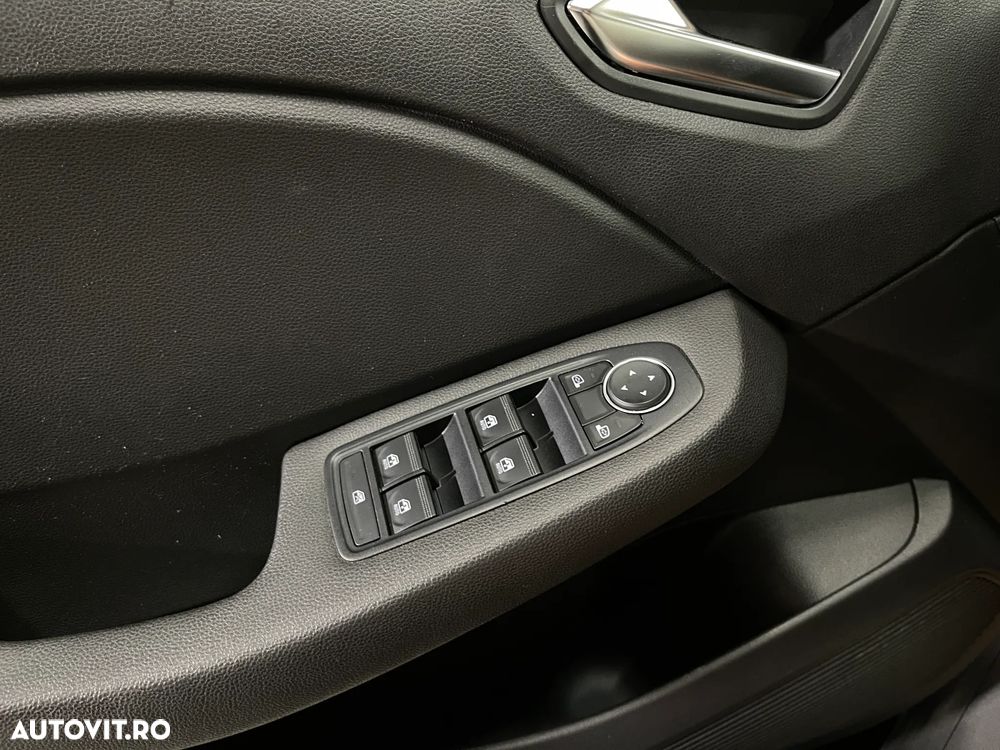 Renault Clio E-TECH 140 BUSINESS EDITION - 18