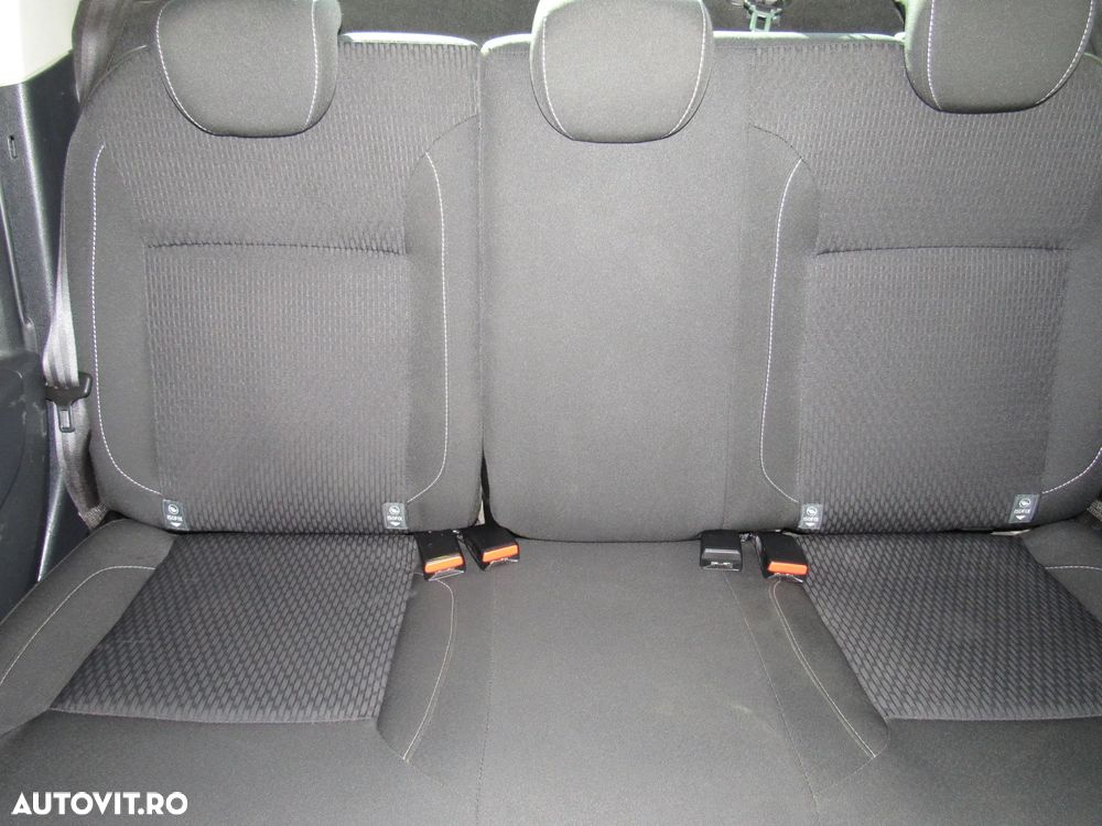 Dacia Logan 0.9 TCe Prestige - 13