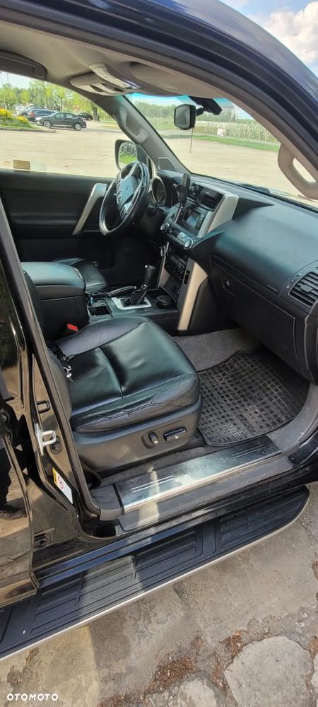 Toyota Land Cruiser - 8