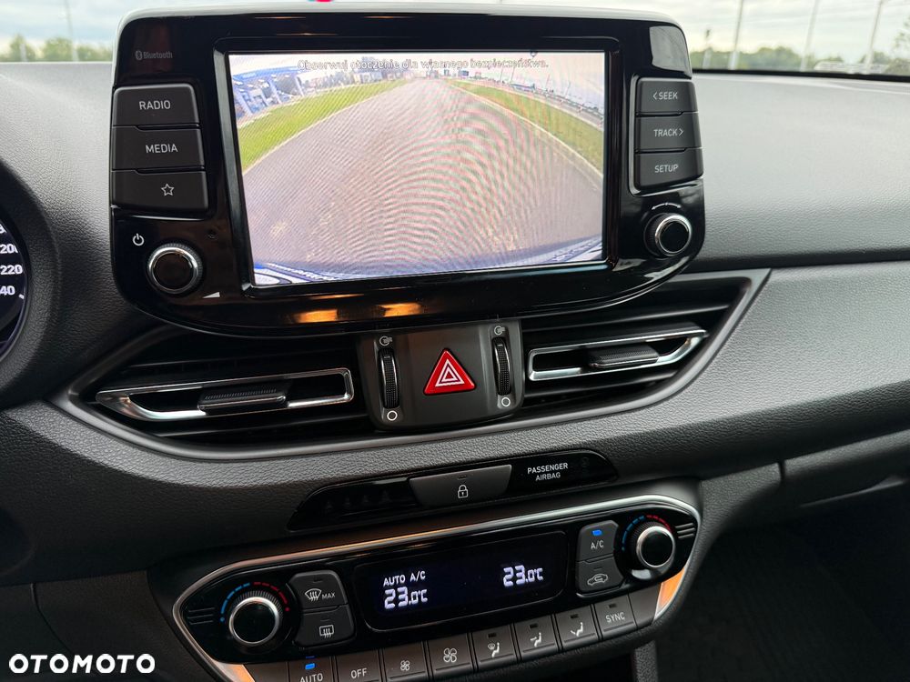Hyundai i30 1.5 T-GDI 48V Smart - 10