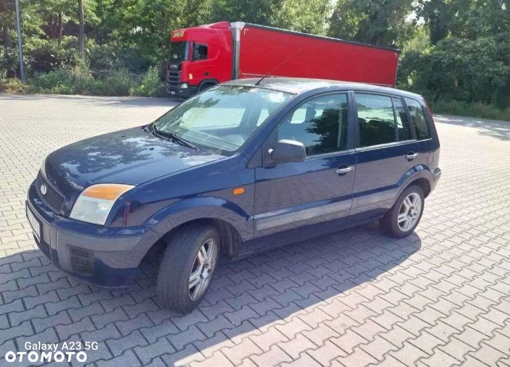 Ford Fusion 1.4 Ambiente - 3