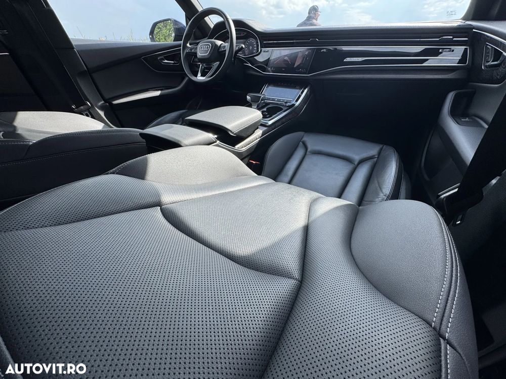 Audi Q8 55 TFSI quattro Tiptronic - 30
