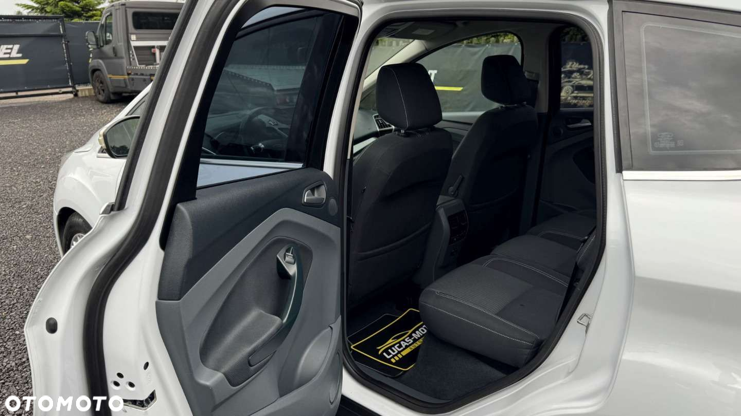 Ford C-MAX - 23