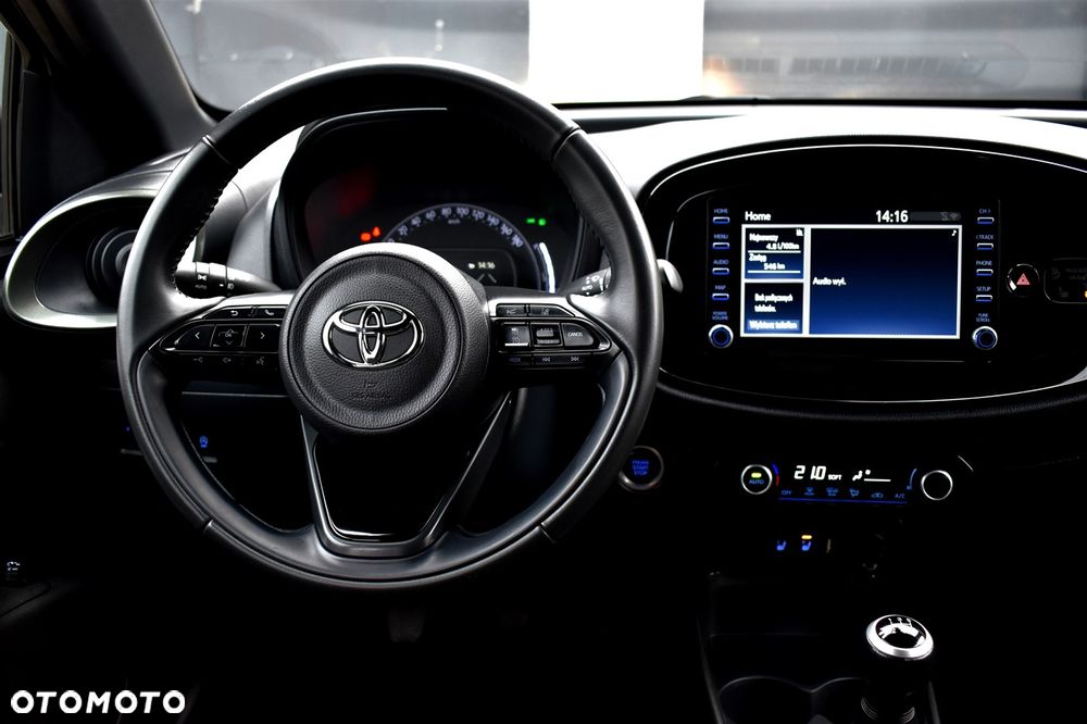 Toyota Aygo X Air Explore - 24