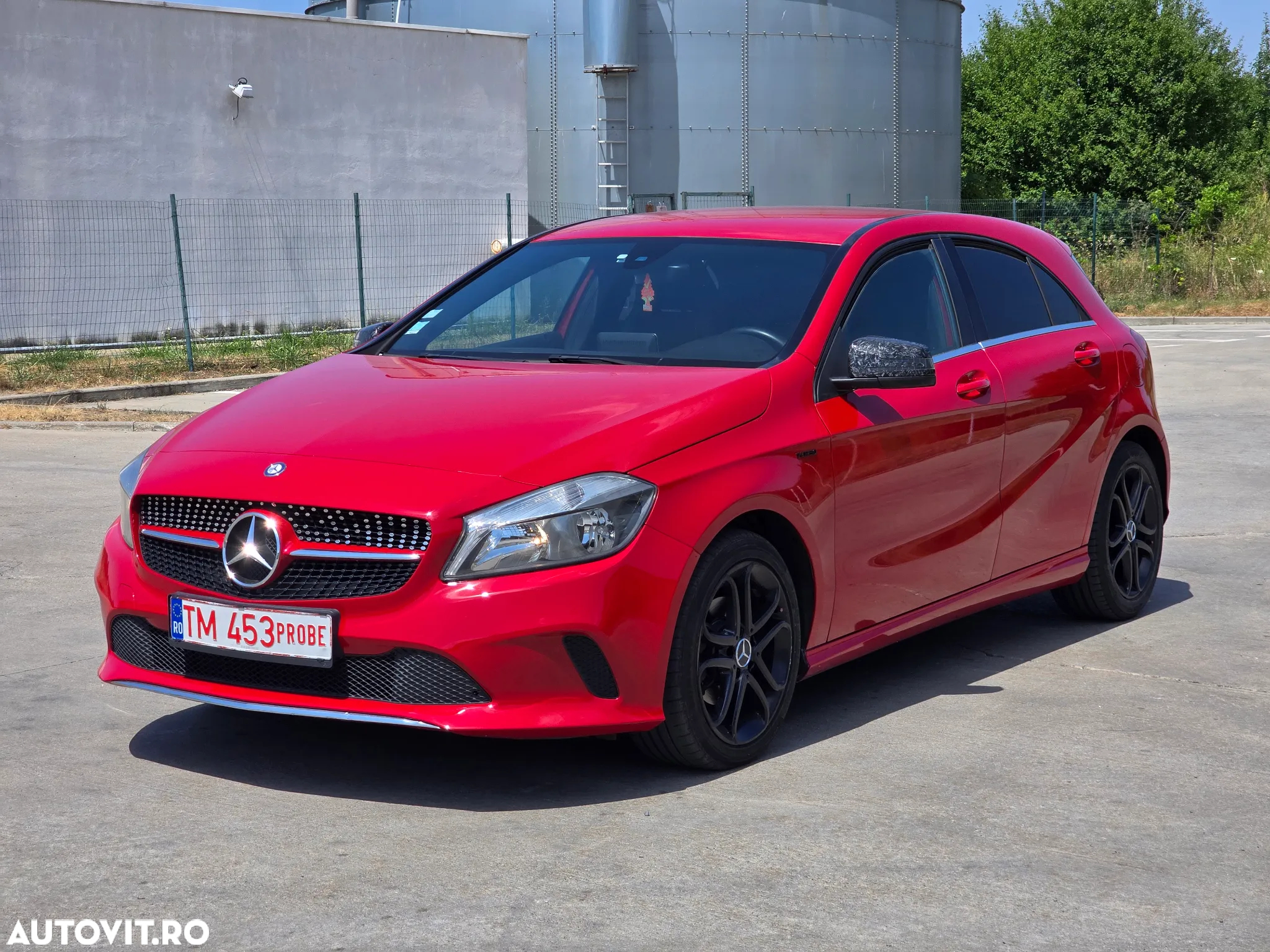 Mercedes-Benz A 160 7G-DCT AMG Line - 2