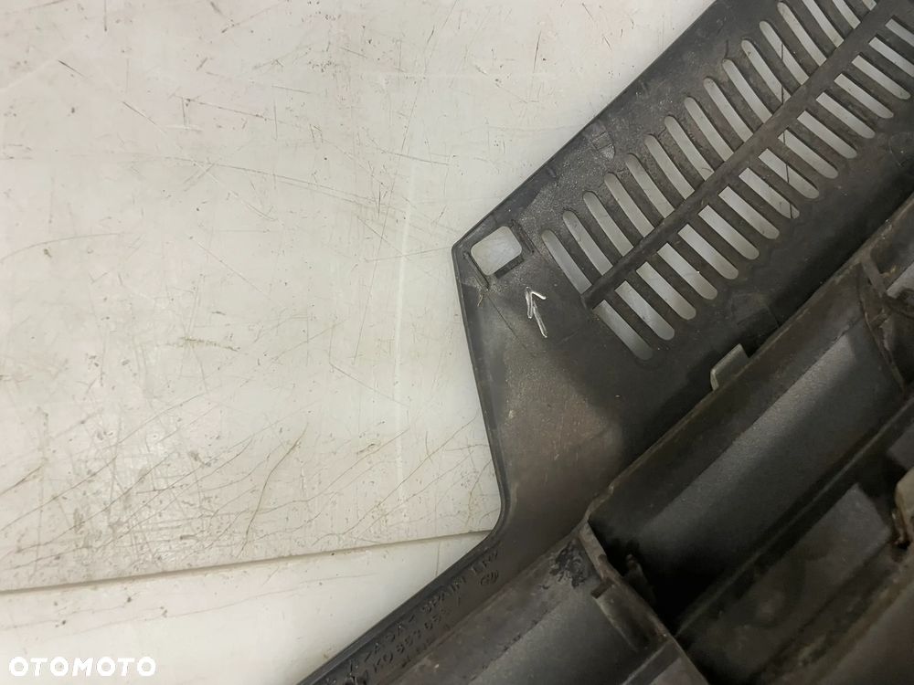 Grill Atrapa zderzaka Golf V LA7W 1K0853655A - 10