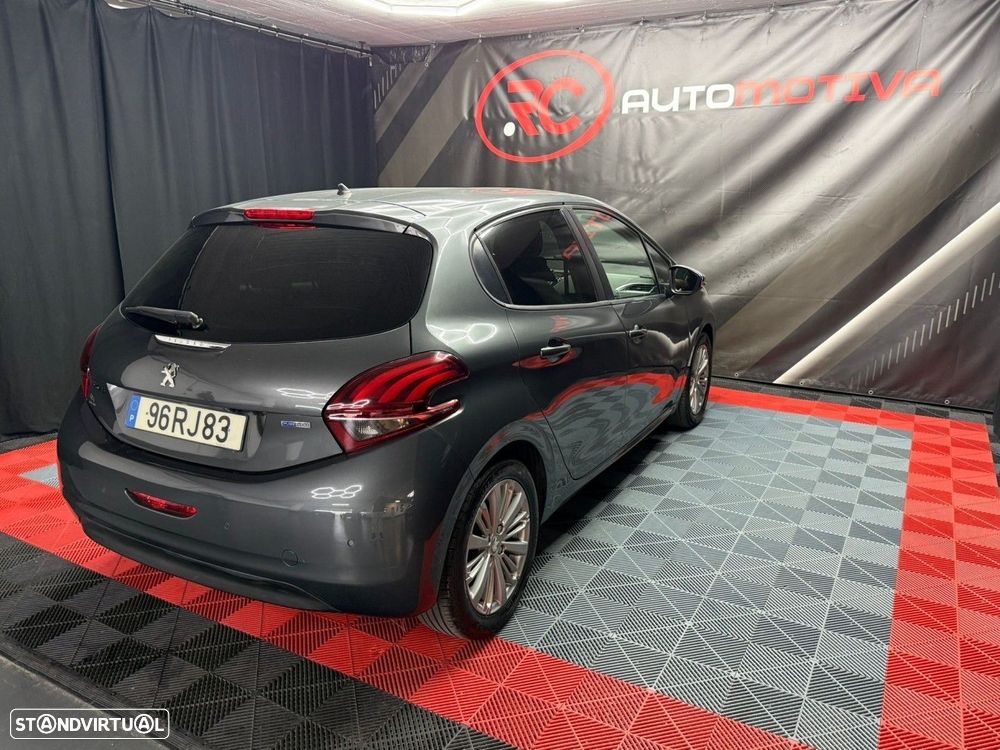Peugeot 208 1.2 PureTech Style - 7