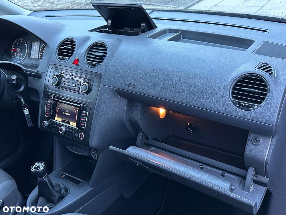Volkswagen Caddy Highline - 6