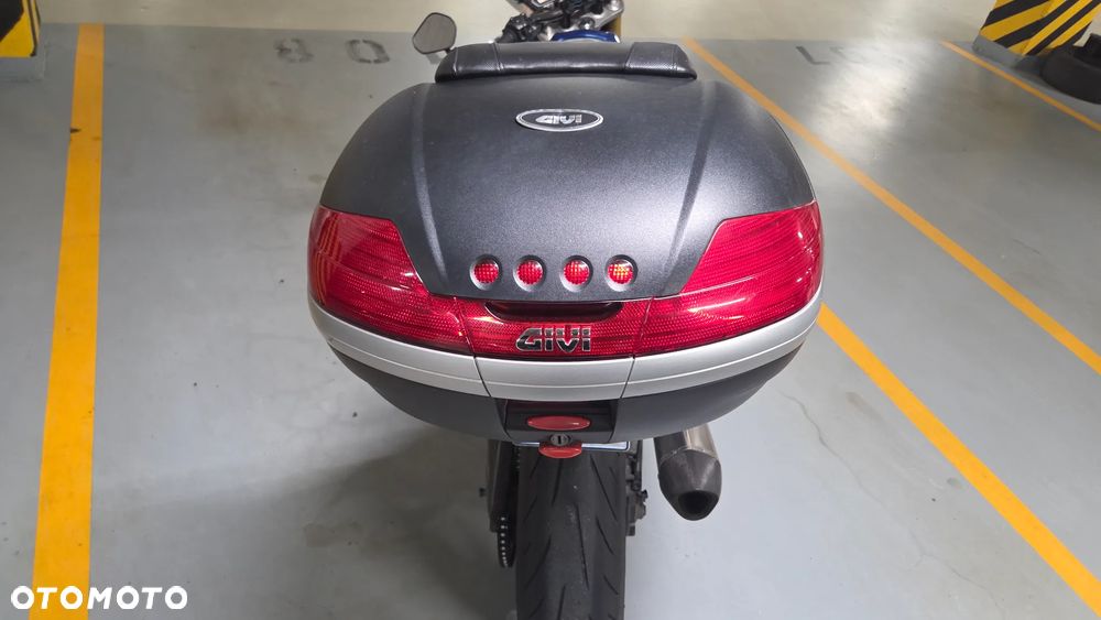 Yamaha FZ - 7