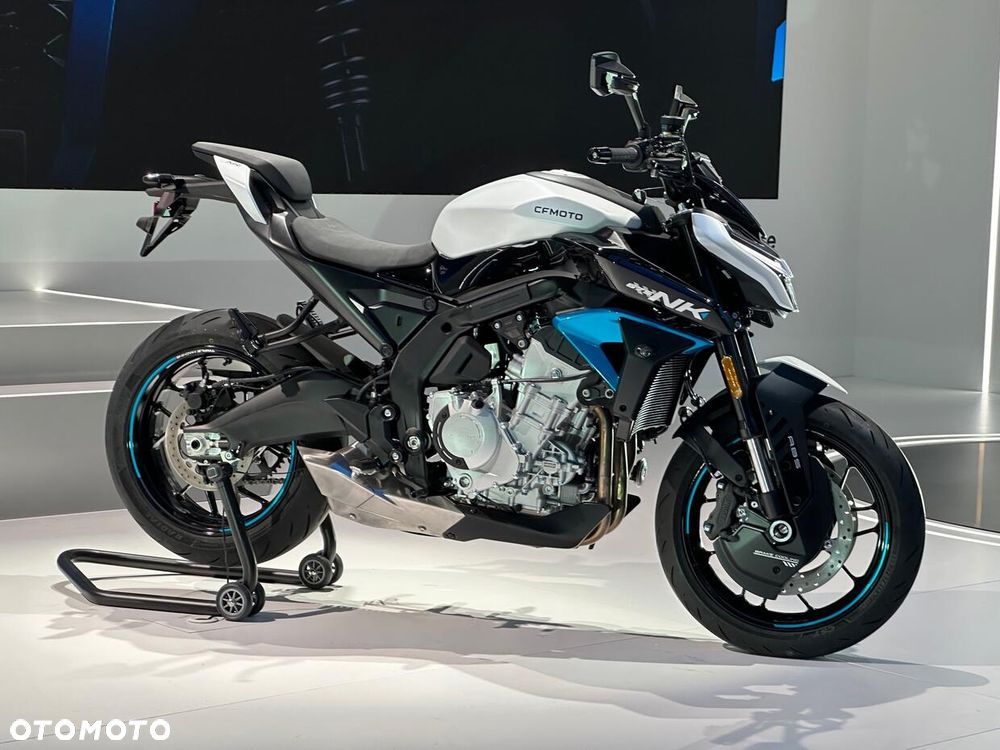 CFMoto 675NK - 1