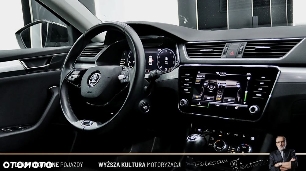 Skoda Superb 2.0 TDI SCR Ambition DSG - 18