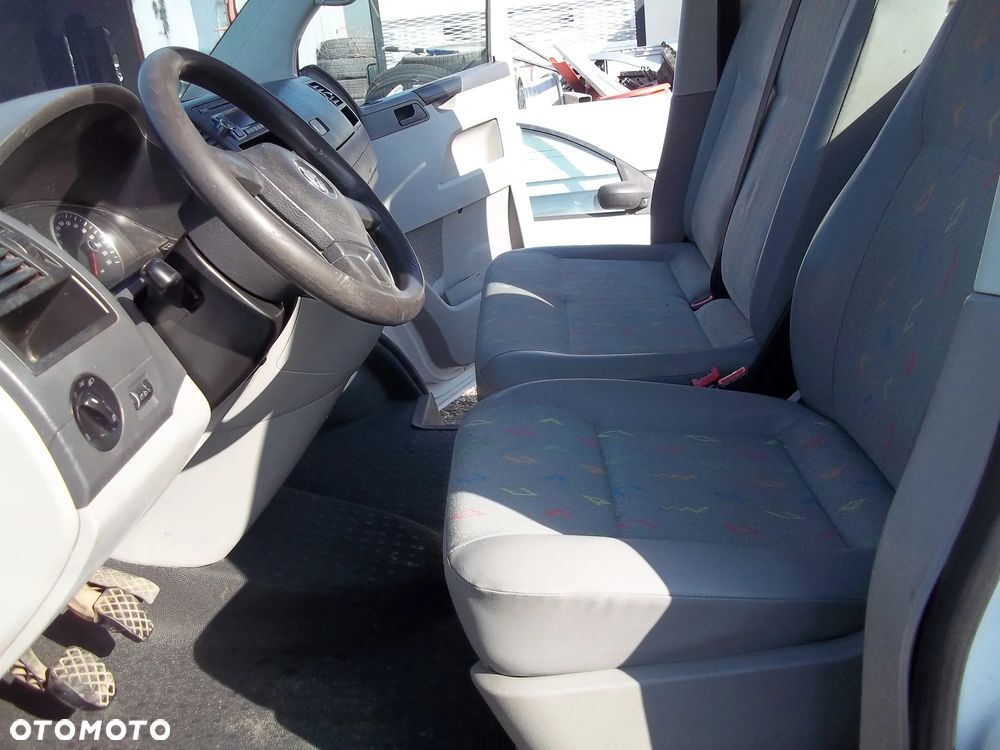 Volkswagen transporter T5 - 12