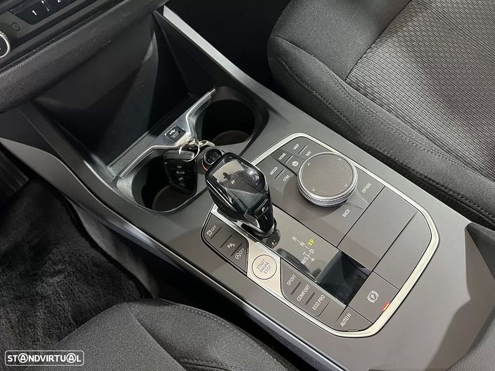 BMW 216 Gran Coupé - 14