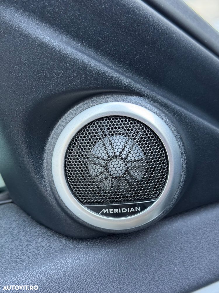 Land Rover Range Rover Evoque - 28