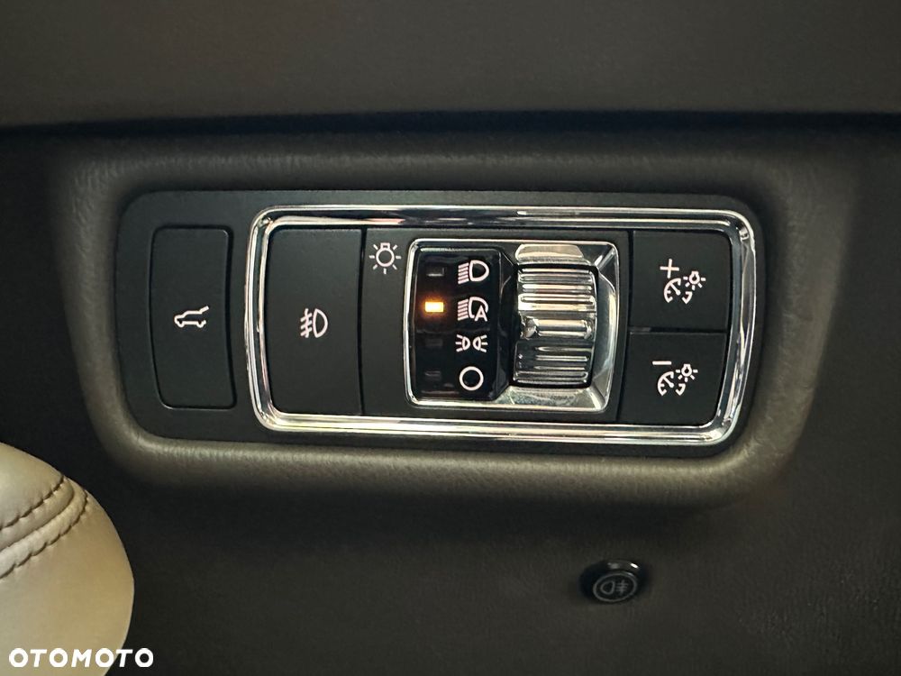 Lincoln Aviator - 22