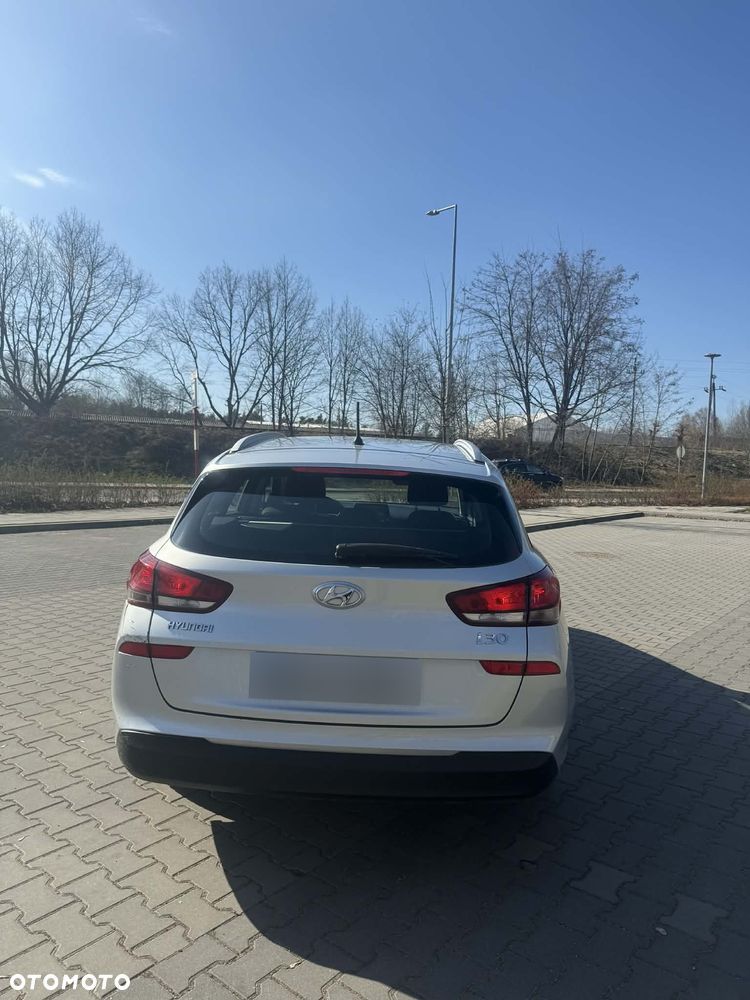 Hyundai i30 1.6 D Comfort - 6
